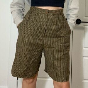 Bill Blass Vintage 100% Wool High Waisted Shorts size 8
